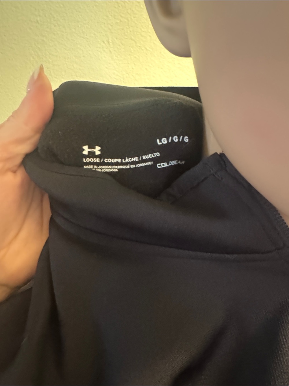 Under Armour Black Half-Zip Performance Pullover - Picture 5 of 5
